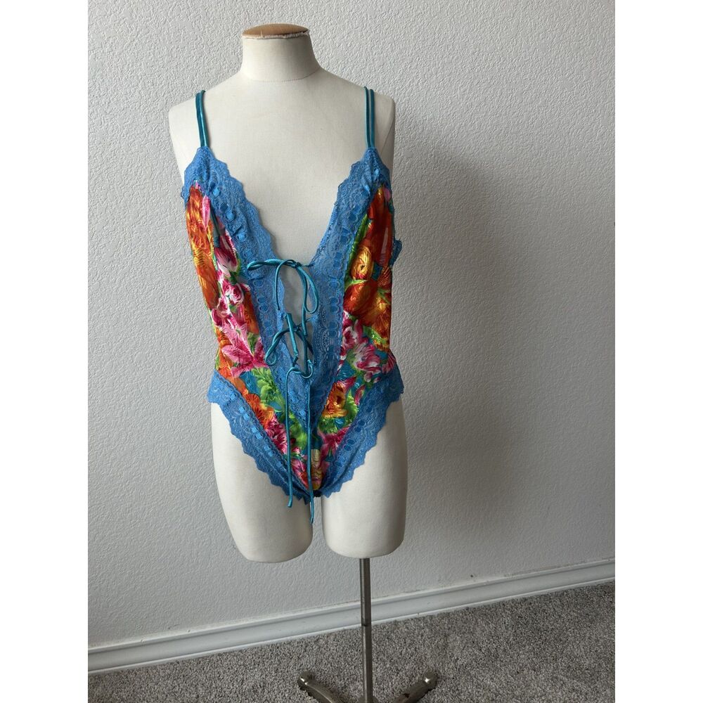 Vintage Victoria's Secret  Gold Label Floral Lace Lingerie Bodysuit